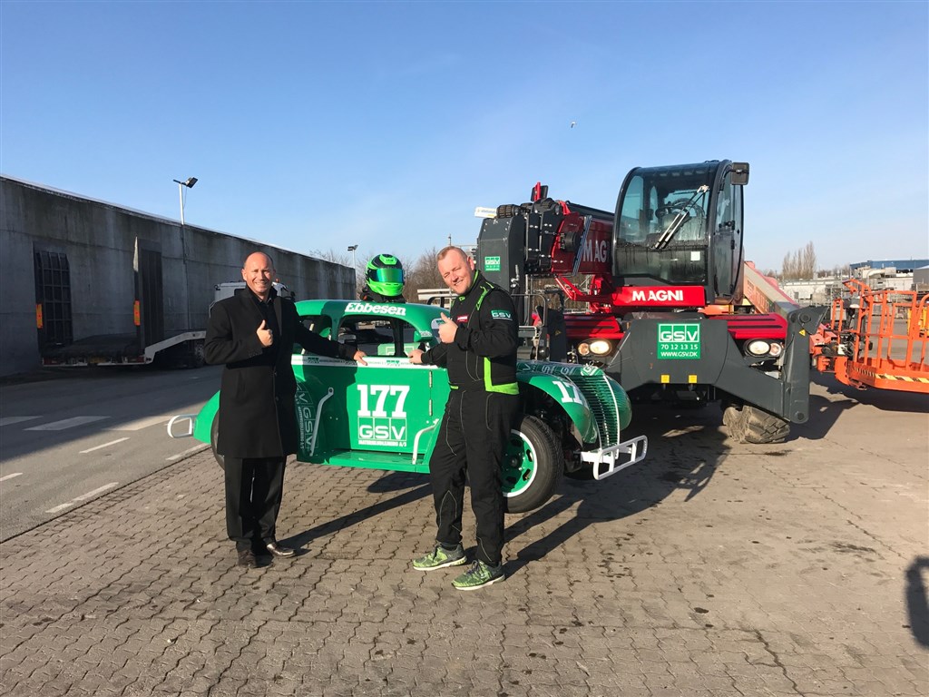 Vi håber på en rigtig god sæson.
(Foto: Racing Team Næsbjerg Gulve)